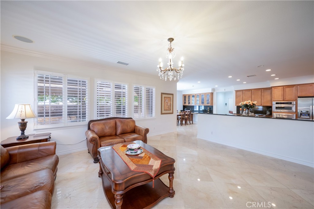 12327 Royal Oaks Drive Property Photo 12