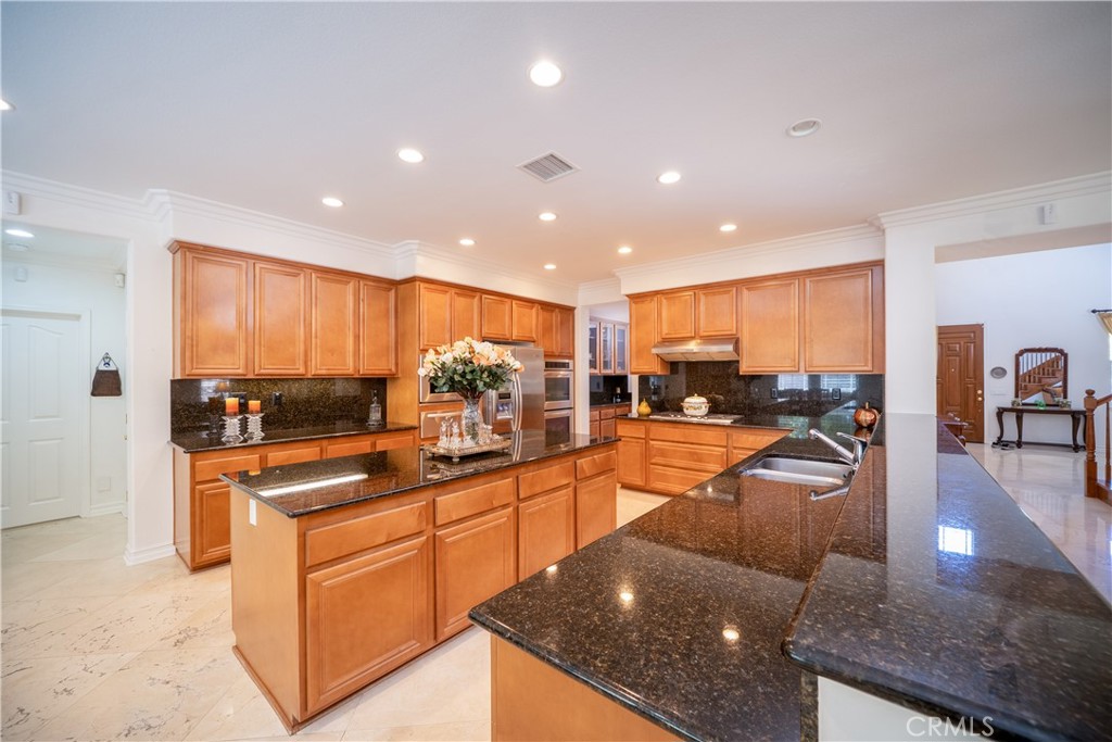 12327 Royal Oaks Drive Property Photo 14