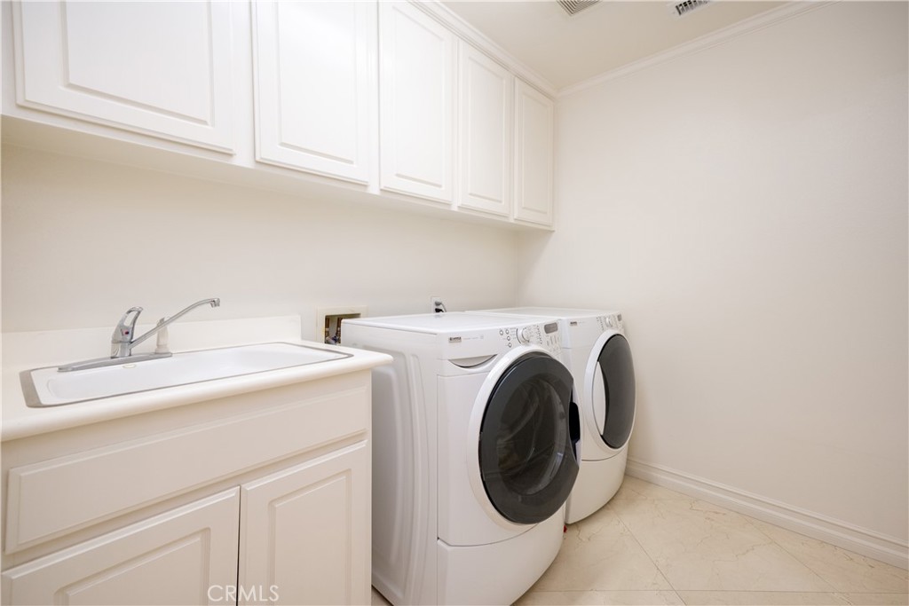 12327 Royal Oaks Drive Property Photo 43