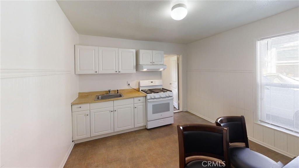 138 N Riverside Avenue Property Photo 13