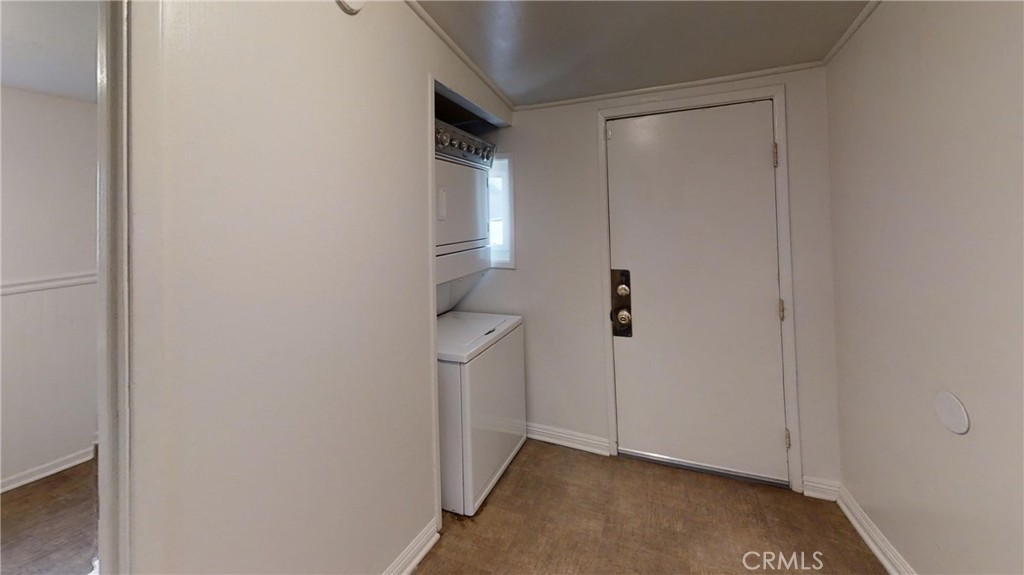 138 N Riverside Avenue Property Photo 14