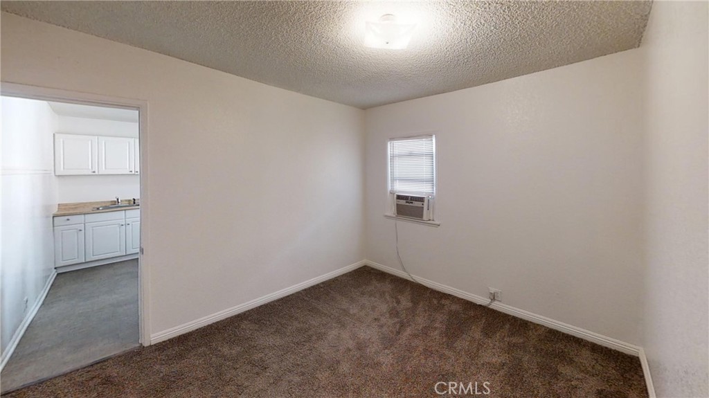 138 N Riverside Avenue Property Photo 16