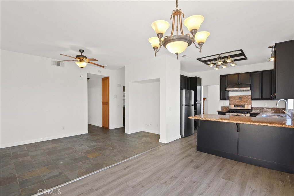 1253 Taft Lane Property Photo 11