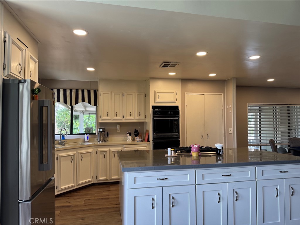 1919 Coronet Avenue 218 Property Photo 10
