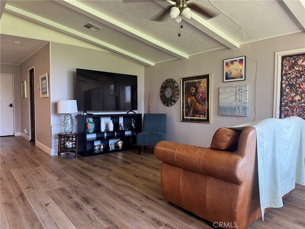 1919 Coronet Avenue 218 Property Photo 13