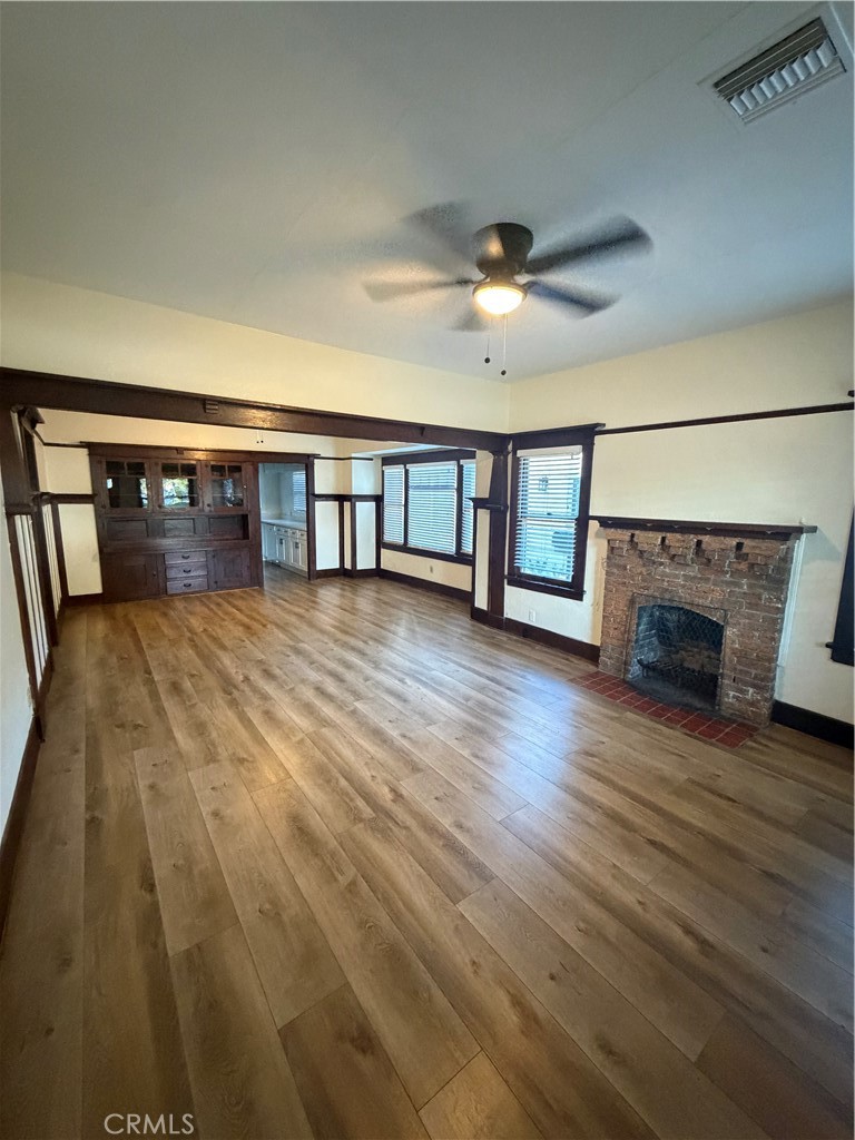 221 E Foothill Property Photo 2
