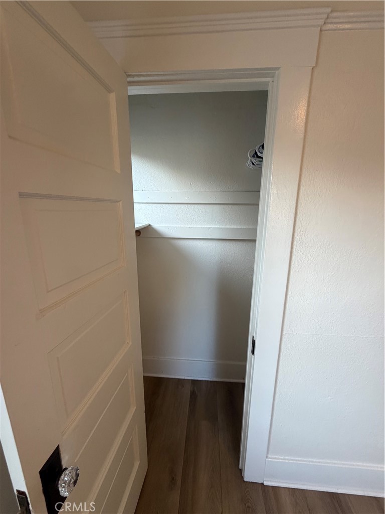 221 E Foothill Property Photo 6