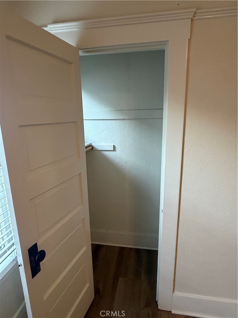 221 E Foothill Property Photo 9