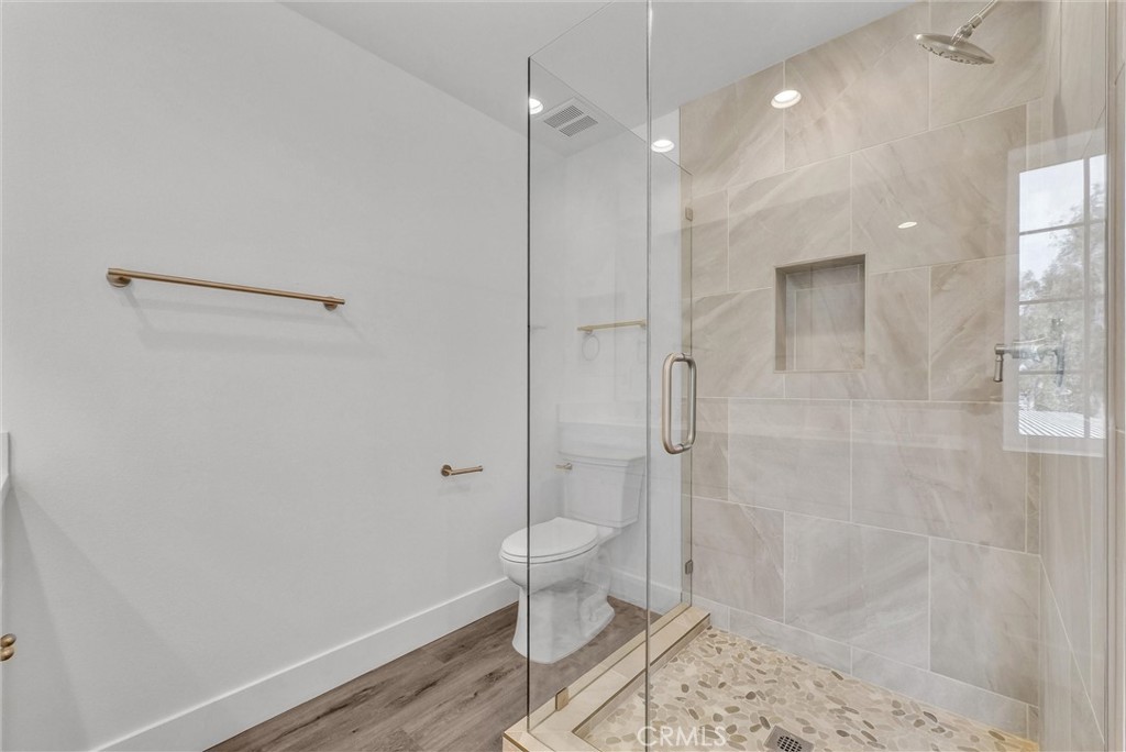 16385 Valencia Avenue 3 Property Photo 22