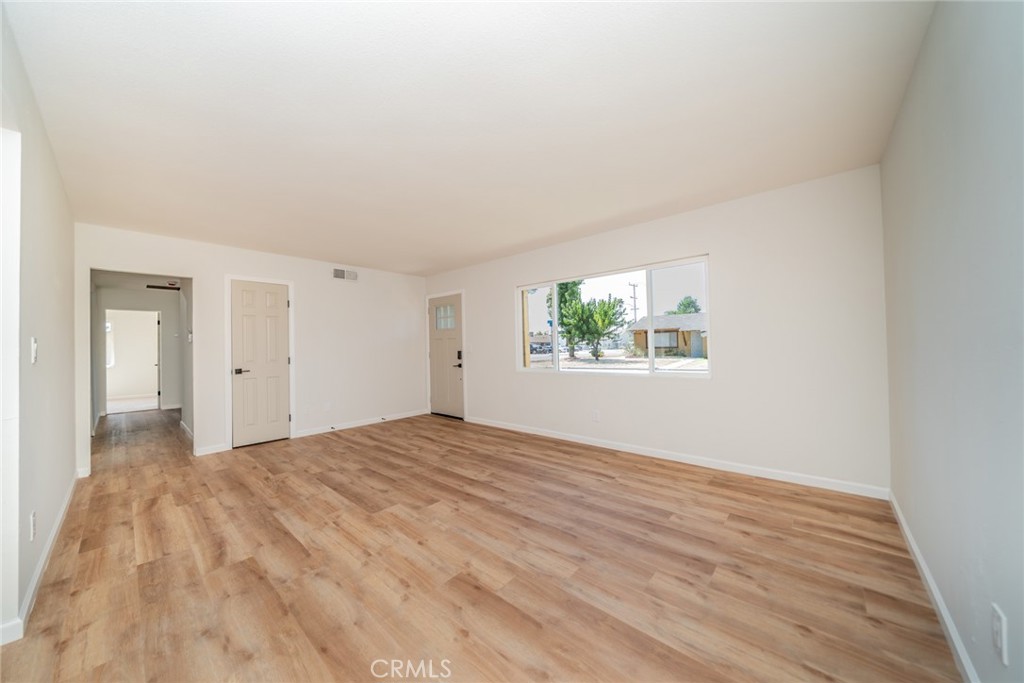 12028 Bayless Street Property Photo 4