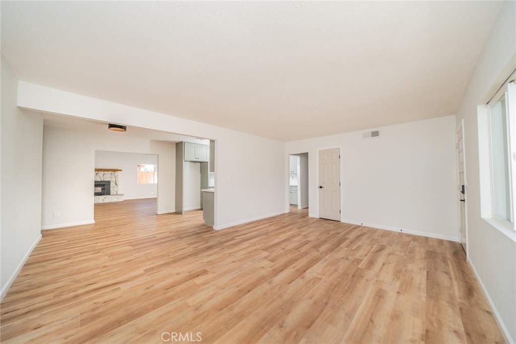 12028 Bayless Street Property Photo 8