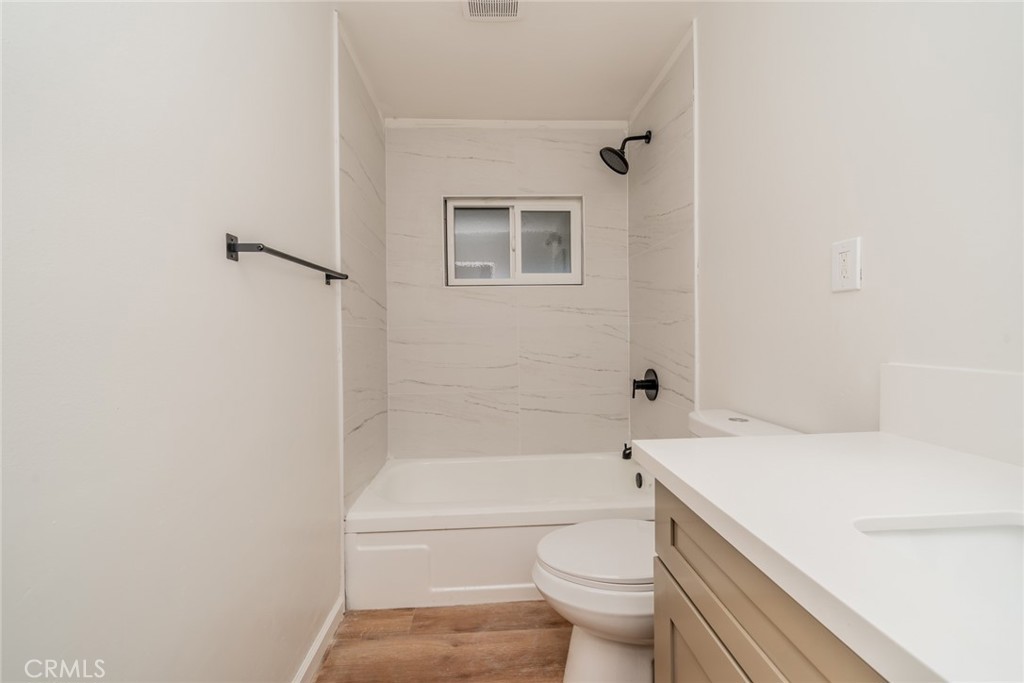 12028 Bayless Street Property Photo 17