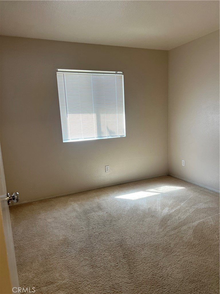 12939 Gerrard Property Photo 5