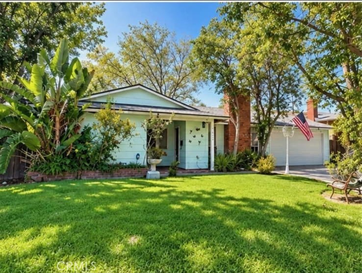 5450 N F Street Property Photo 1