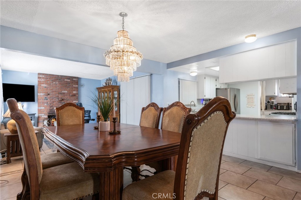 5450 N F Street Property Photo 13