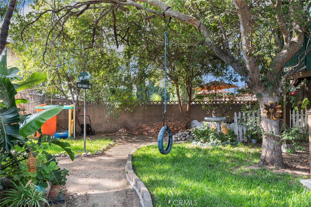 5450 N F Street Property Photo 20