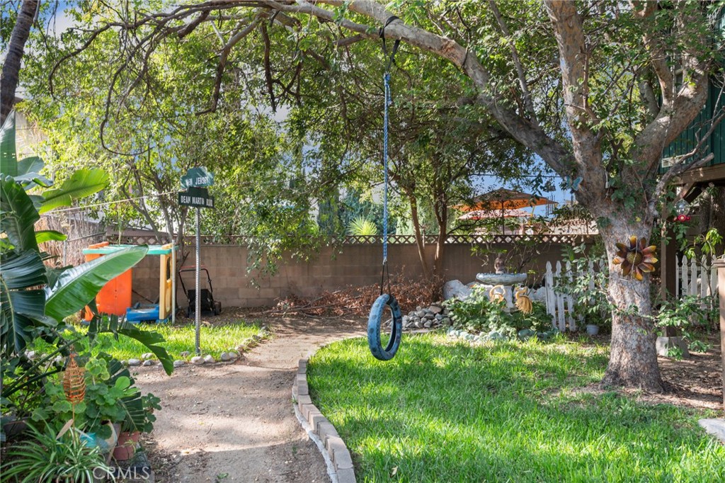 5450 N F Street Property Photo 20