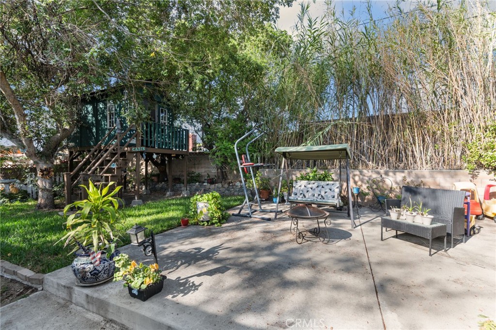 5450 N F Street Property Photo 21