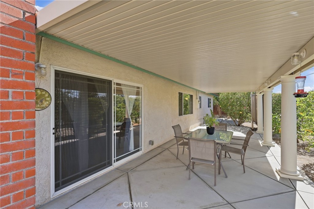 673 Strongbow Drive Property Photo 35