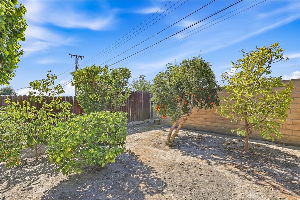 673 Strongbow Drive Property Photo 39