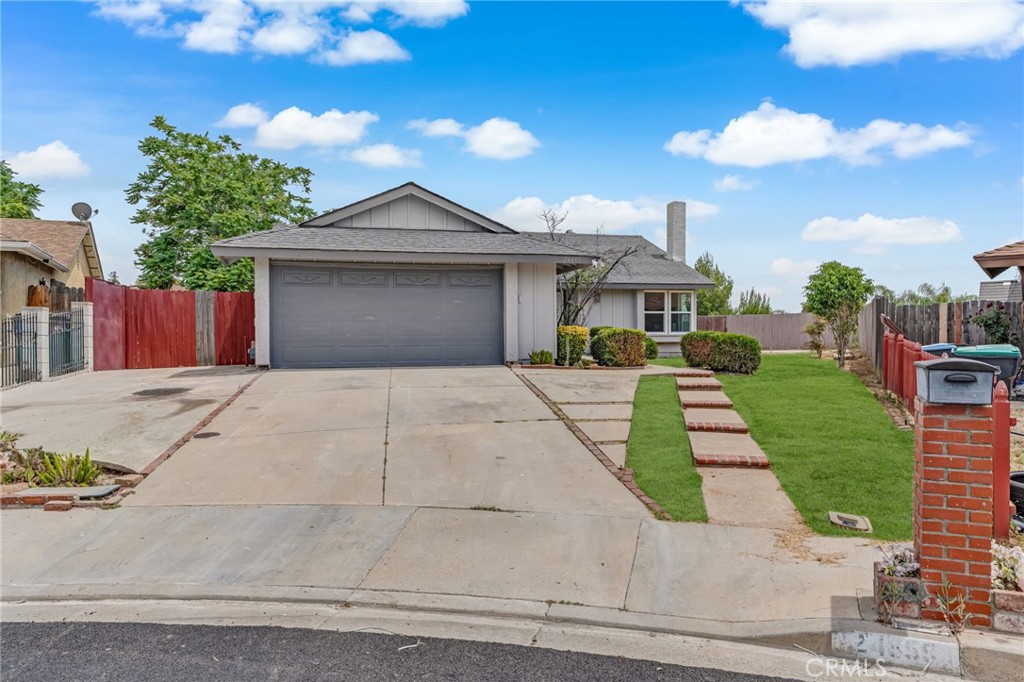 24859 Rock Springs Trail Property Photo 3