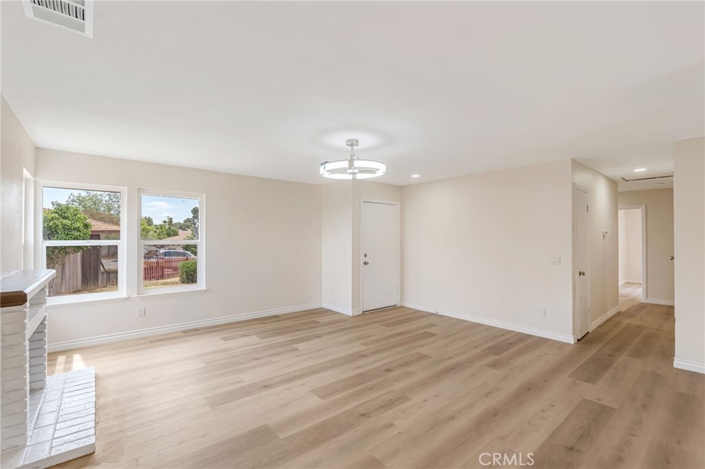 24859 Rock Springs Trail Property Photo 8