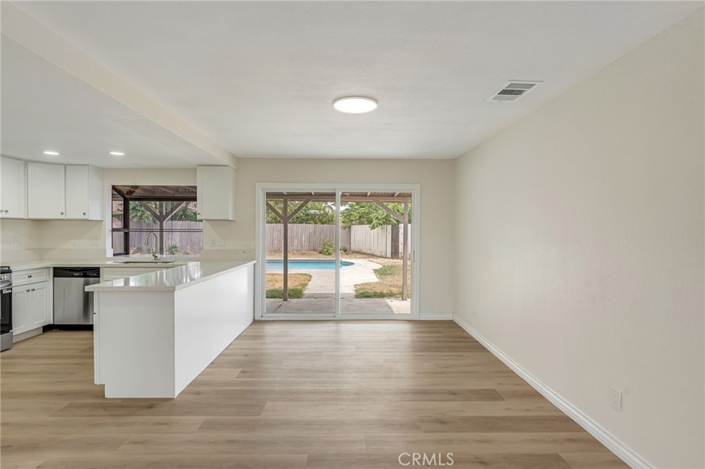 24859 Rock Springs Trail Property Photo 13