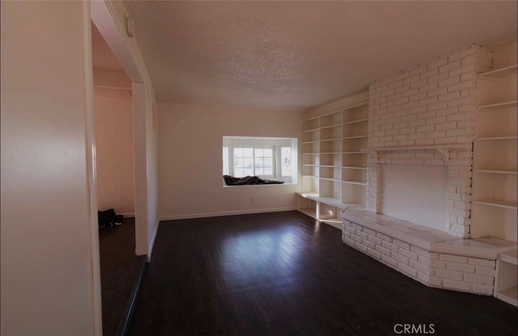 16737 Alwood Property Photo 6
