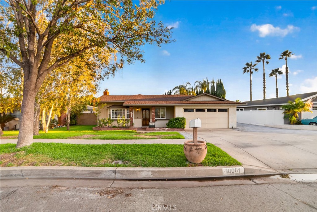 10061 Monte Vista Street Property Photo 2