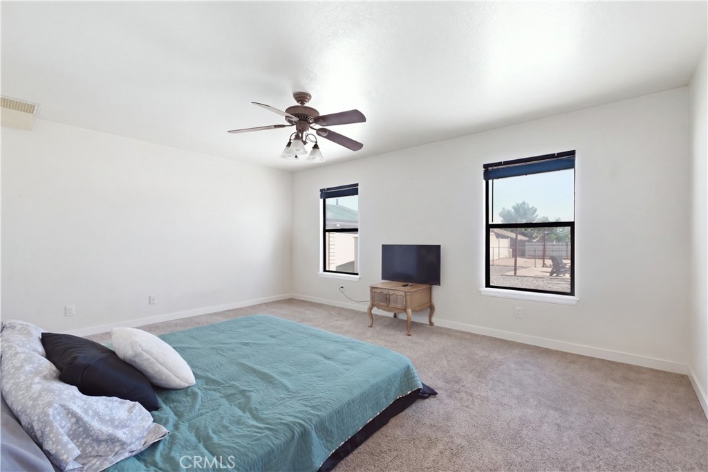7715 Paisley Ave Property Photo 13