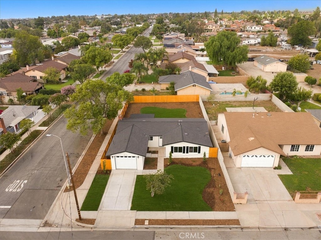 7614 Tamarind Property Photo 32