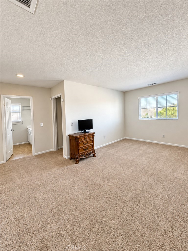 11411 Arlington Property Photo 6