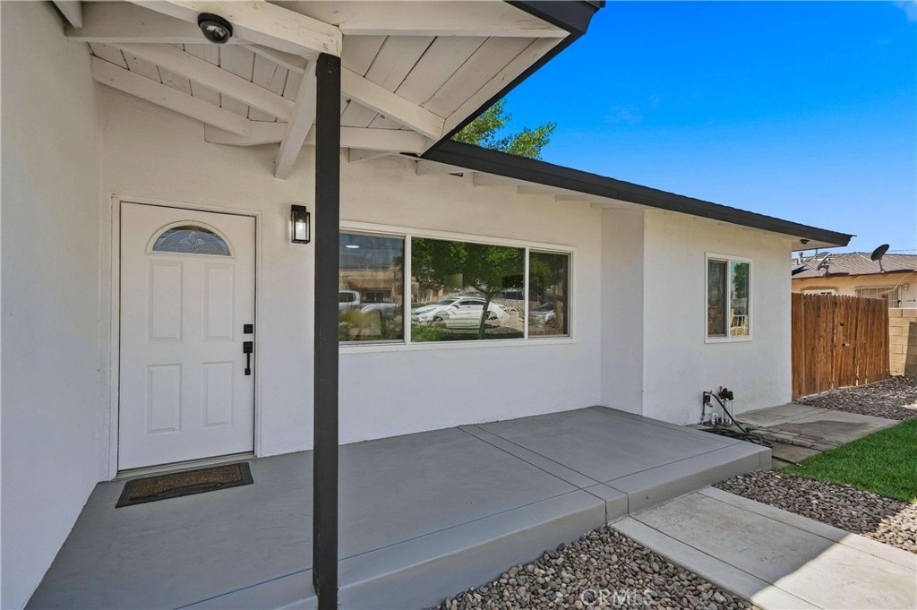 1475 E Marshall Property Photo 5