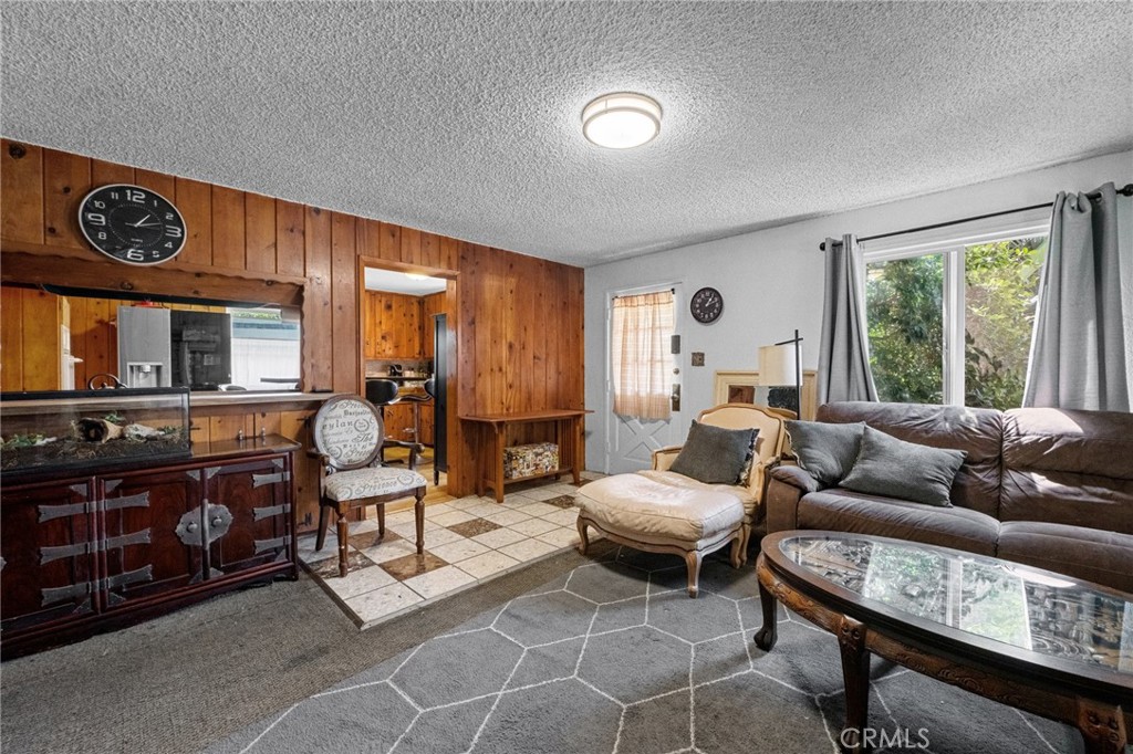 162 Cecil Property Photo 2