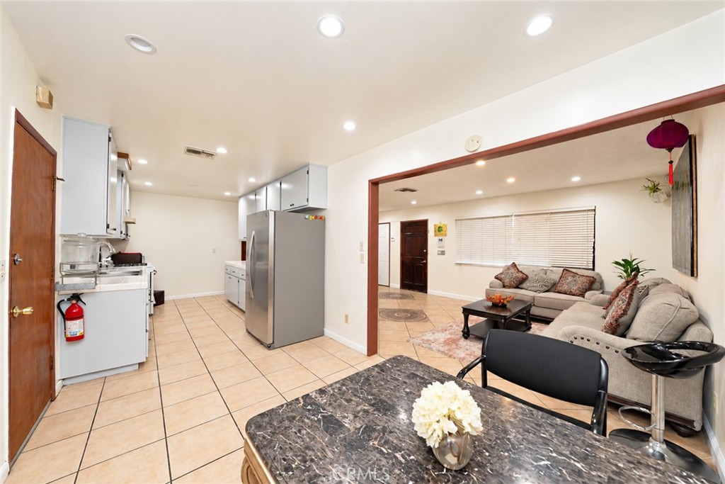 27150 Cypress Property Photo 14