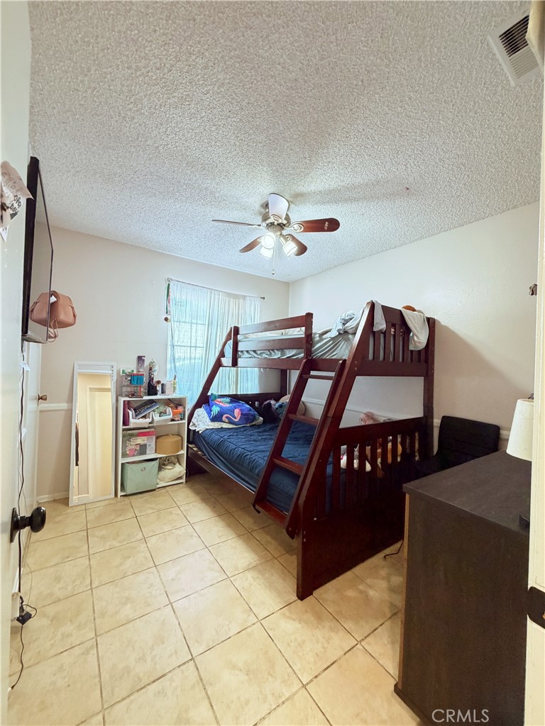 5855 Bolivar Property Photo 17
