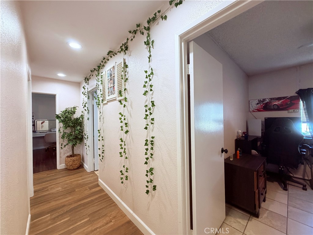 5855 Bolivar Property Photo 21
