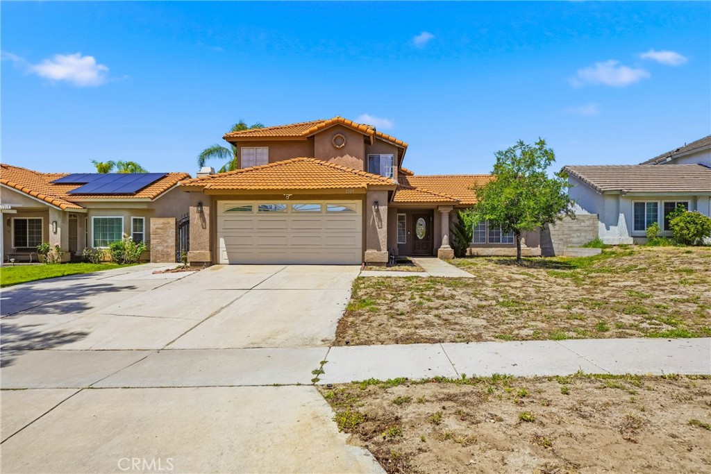 1505 Canterbury Property Photo 2