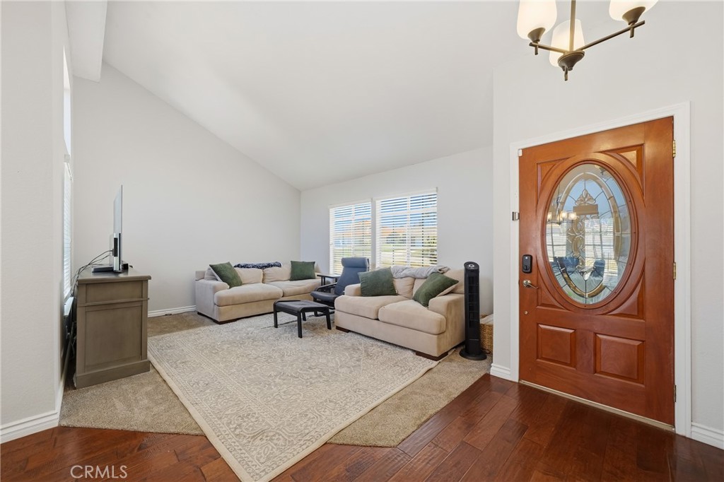 1505 Canterbury Property Photo 5