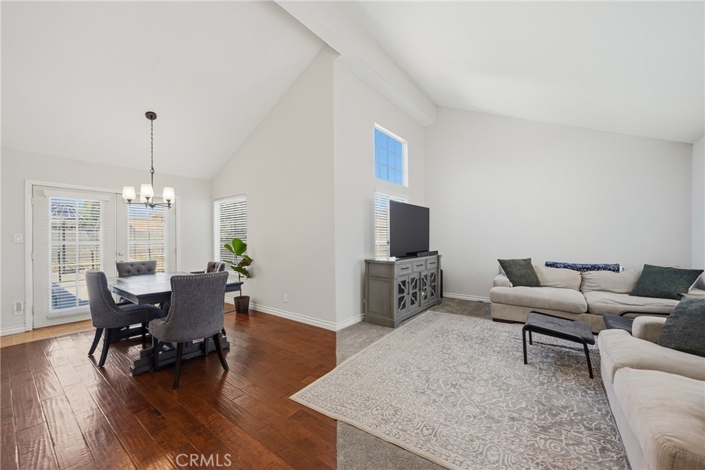 1505 Canterbury Property Photo 6