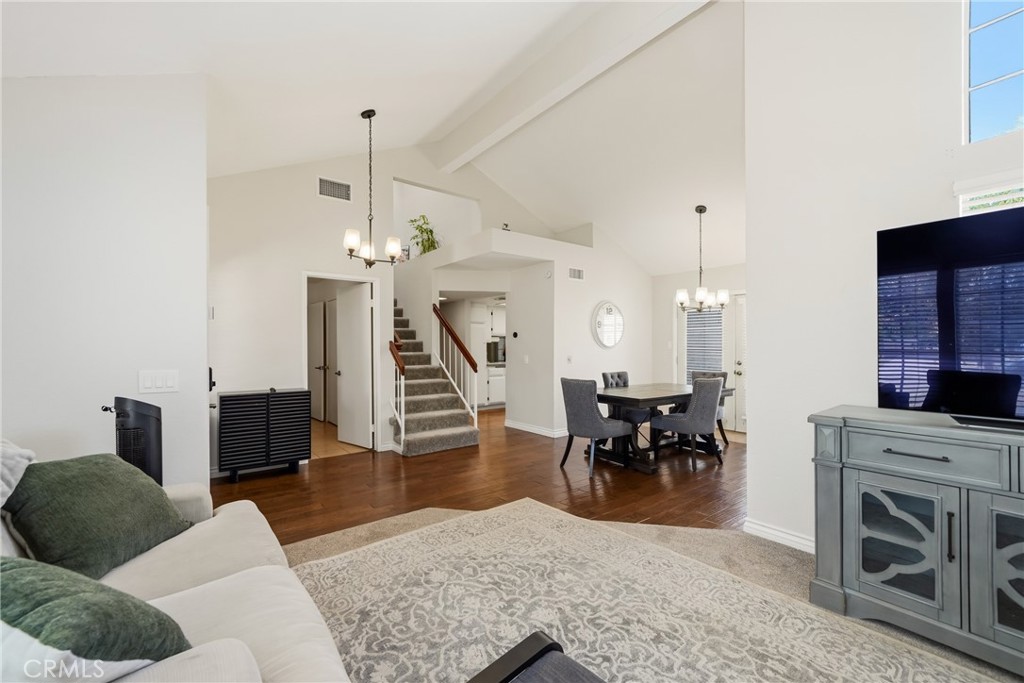 1505 Canterbury Property Photo 8