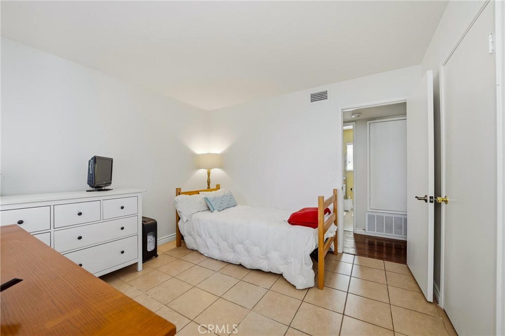 1505 Canterbury Property Photo 10