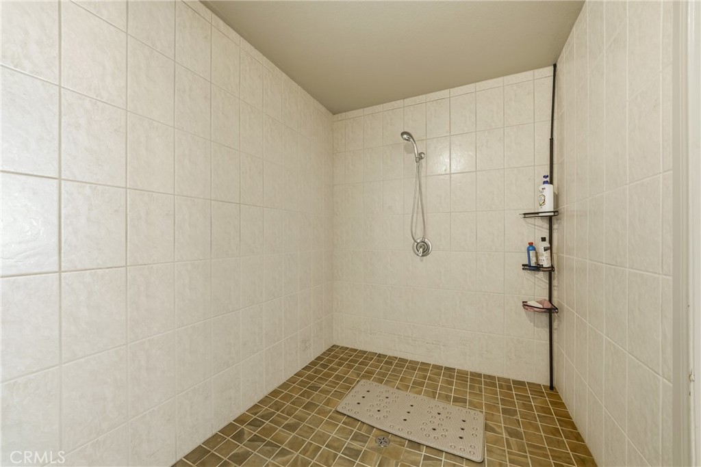 1505 Canterbury Property Photo 26