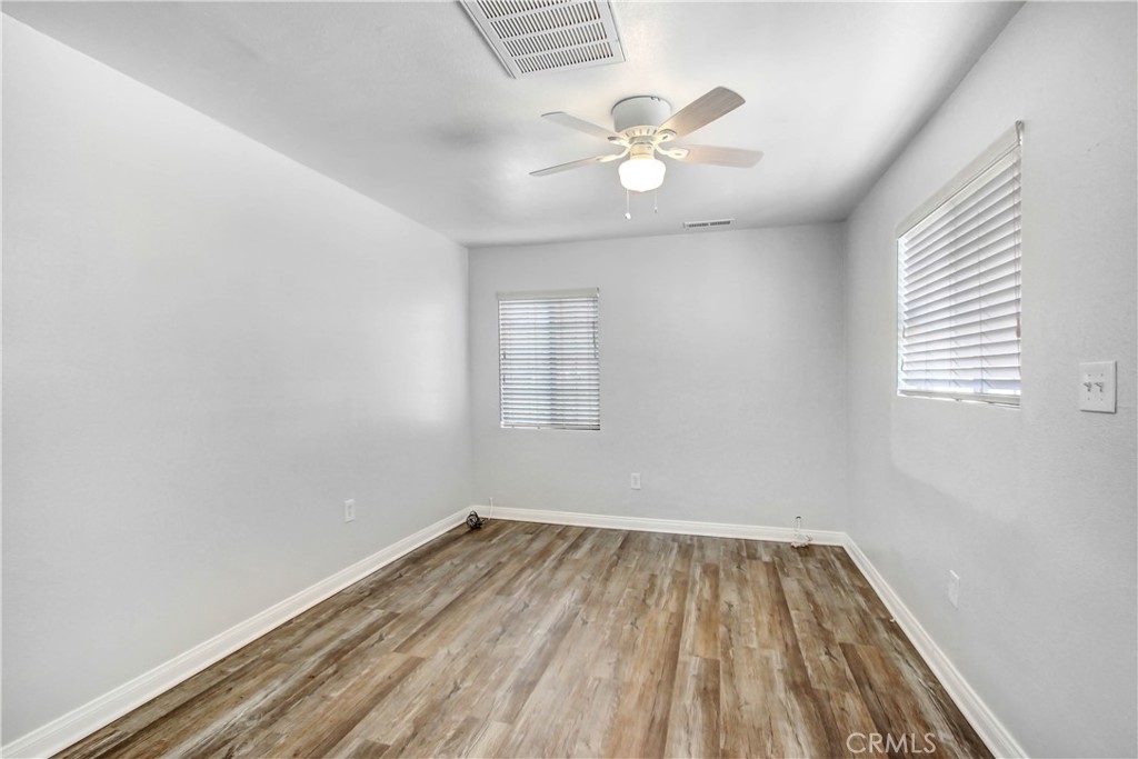 460 S Berkeley Avenue Property Photo 8