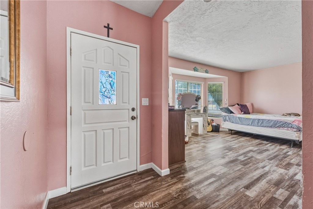 14926 Rivers Edge Road Property Photo 3