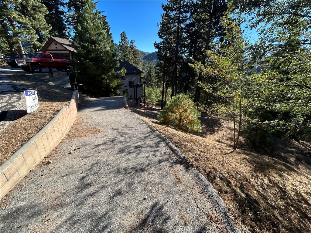 2335 Deep Creek Property Photo 8