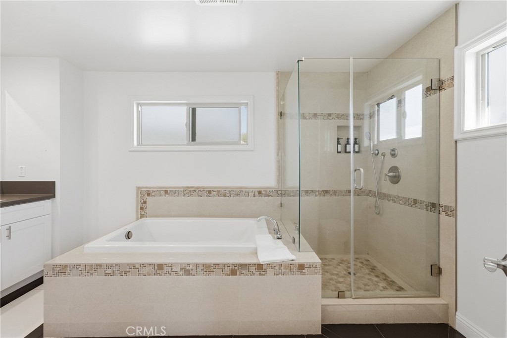 6522 N Golden West Property Photo 20