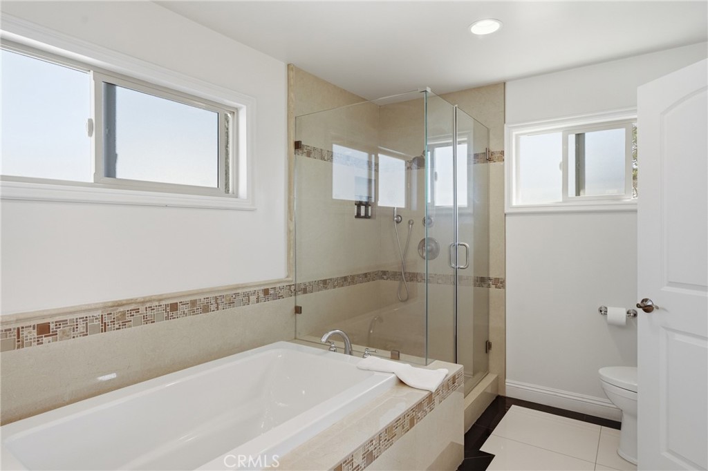 6522 N Golden West Property Photo 22