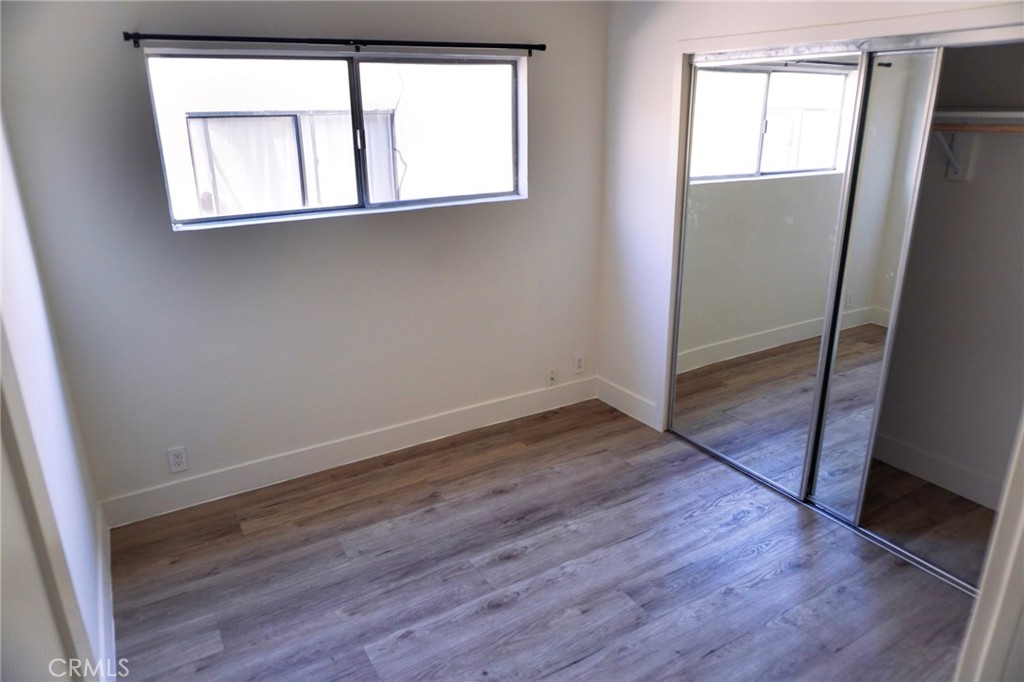 1639 S Hobart Property Photo 13