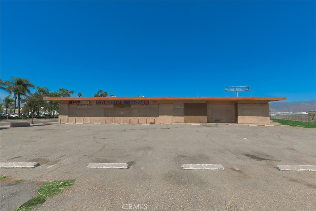 1101 S E Property Photo 10